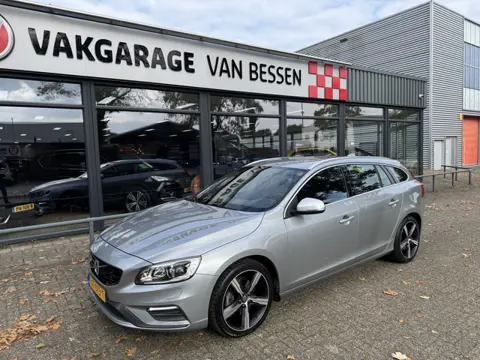 Volvo V60 1.5 T3 Nordic+ R-DESIGN-LEER-TREKHAAK (bj 2017)