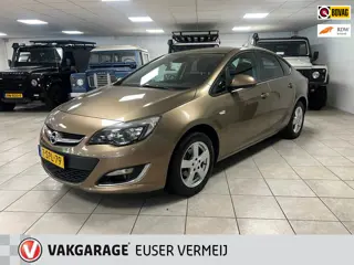 Opel Astra 1.4 Turbo Cosmo Climate control, Trekhaak.