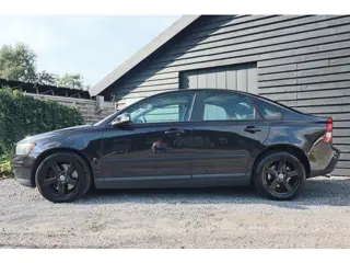 Volvo S40 2.4 D5 Momentum (bj 2007, automaat)