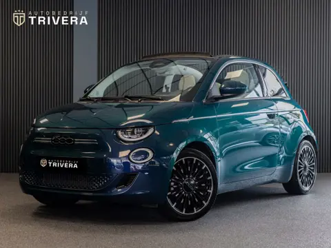 Fiat 500 La Prima cabrio 42 kWh l SoH 95% l AUT.l 360° camera l Stoel verwarming l Leder l CARPLAY l