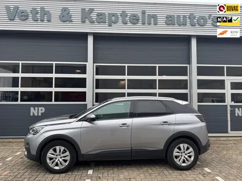 Peugeot 3008 1.2 PureTech Blue Lease Executive