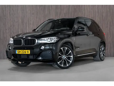 BMW X5 XDrive30d High Executive 7p. Pano Leder Camera Led