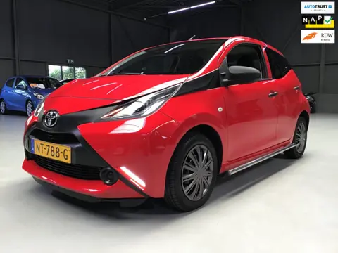 Toyota Aygo 1.0 VVT-i x-fun I New Apk + Kln Brt I Airco I Bt I Sidebars I Elec ramen I Isofix I 5 Dr