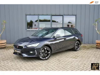 Cupra Leon Sportstourer 1.4 e-Hybrid Business * SoH 92% * Camera * 18" * ACC * ECC * Stuurverwarming