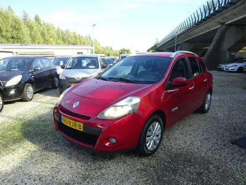 Renault Clio Estate 1.2-16V Authentique. Airco, trekhaak, 1e Eigenaar