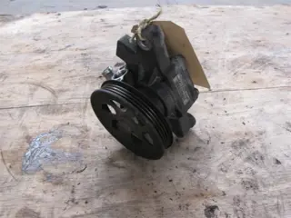 Honda civic 1.4 ek Stuurpomp Sloopauto inkoop Den haag