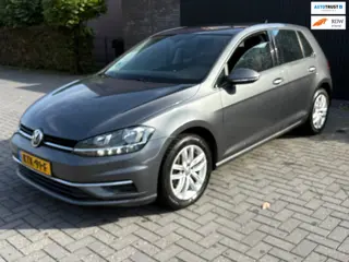 Volkswagen GOLF 1.0 TSI Comfortline Business, nw apk ,apple carplay etc