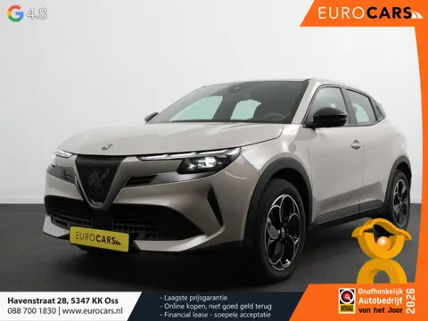 Alfa Romeo Junior Elettrica Automaat 156PK Adaptieve Cruise Control LMV 18 inch Full Led Matrix Park