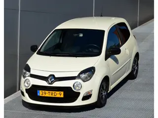 Renault Twingo 1.2 16V DYNAMIQUE | CLIMATE CONTROL | CRUISE CONTROL | LICHTMETAAL | NEDERLANDSE AUTO