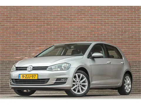 Volkswagen Golf 1.2 TSI Business Edition, 2e eigenaar, 97.000km NAP, Massage, Camera, Half leder, Na
