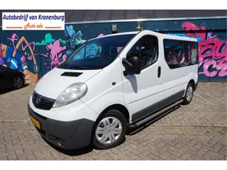 Opel Vivaro Combi 2.0i L1H1 9 persoons (bj 2009)