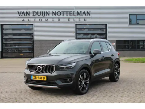 Volvo XC40 2.0 T5 AWD Inscription / Camera / LED / 248PK / N.A.P.