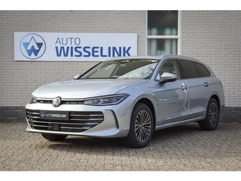 Volkswagen Passat Variant 1.5 eHybrid Elegance Business 200kw Pano/Trekh/IQ-Light