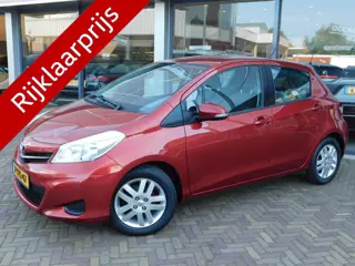 Toyota Yaris 1.3 VVT-i Now (bj 2014)