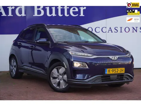 Hyundai Kona EV Fashion 64 kWh SOH100% / HUD / Camera / Krell / Trekhaak / SOH100% / WLTP actieradiu
