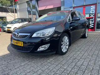 Opel Astra Sports Tourer 1.4 Turbo Cosmo in top staat zeer goed onderhouden