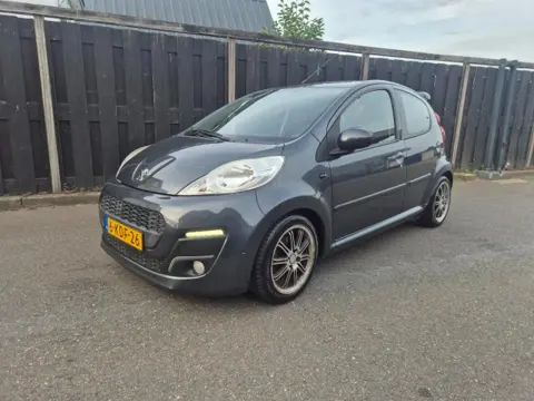 PEUGEOT 107 1.0 active