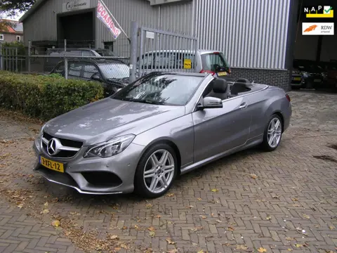 Mercedes-Benz E-klasse Cabrio 200 Edition Sport nap airco AMG-styling nieuwe motor