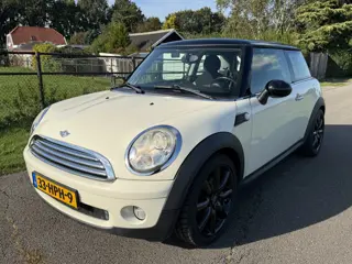 MINI 3-deurs 1.6 Cooper Chili Airco/Leer/Carplay/AUTOMAAT