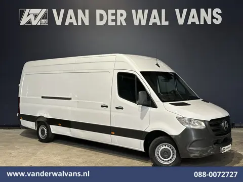 Mercedes-Benz Sprinter 317 CDI 170pk L3H2 Euro6 Airco | Camera | Navigatie | Apple Carplay | 3500kg 