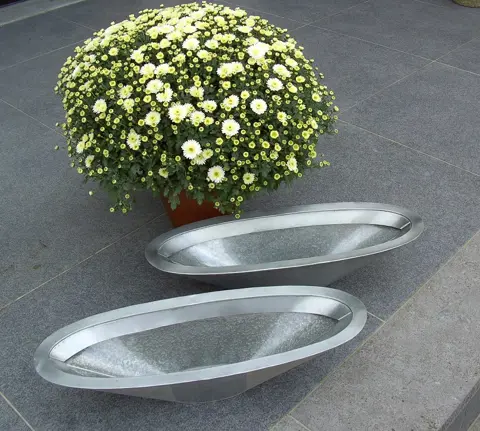 METALEN BLOEMPOT SCHALEN 2 DLG BASIS 55 cm Nieuw