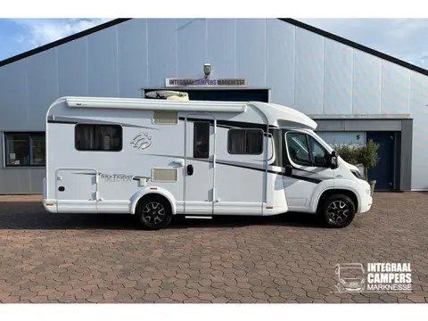 Knaus 650 MF sky Ti Silver selection | Fransbed | Lithium | Zonnepaneel | Omvormer