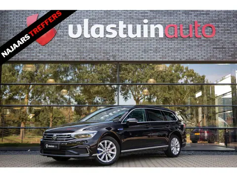 Volkswagen Passat Variant 1.4 TSI PHEV GTE Business , Achteruitrijcamera, Adaptive Cruise, Apple Car