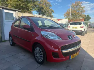 Peugeot 107 1.0-12V XS
