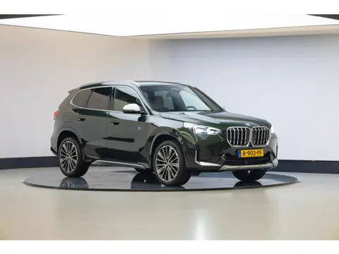 BMW X1 sDrive18i | X-Line | Innovation Pack | Panoramadak | NL auto | Nieuw model |