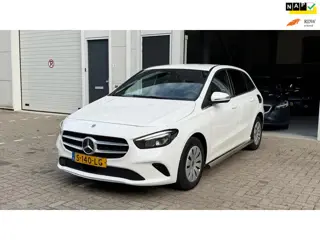 Mercedes-Benz B-klasse 200 Luxury Line 2023 - Led- Leder-acc -