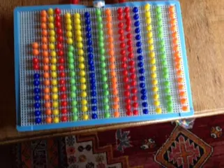 Insteekmozaiek - goed voor de fijne motoriek