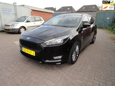Ford Focus Wagon 1.5 ST-Line NAVI CLIMA NIEUWSTAAT