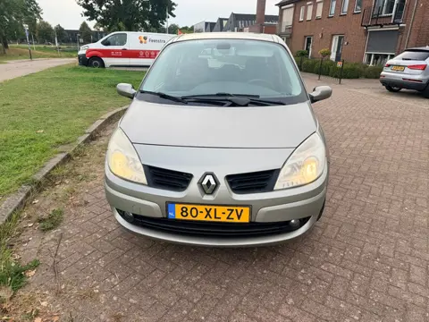 Renault Scénic 2.0 Benzine - Automaat - Panodak - APK 06.2027