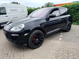 Porsche Cayenne 4.8 Turbo