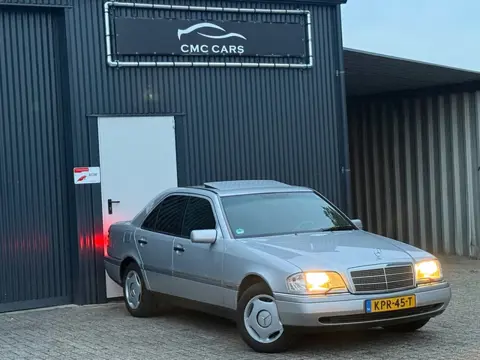 Mercedes-Benz C-klasse 280 Classic SUPER NETTE AUTO!! VOLLEDIG ONDERHOUDEN!!