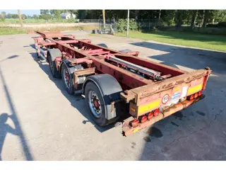 Renders ROC.12.27-CC / 45 FT / Uitschuifbaar / 2X Stuur Ass / Multifunctioneel Container Chassis Opl
