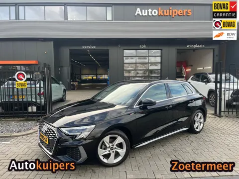 Audi A3 Sportback 30 TFSI S-tronic S-edition| S-line | Adapative Cruise | Stoelverwarming