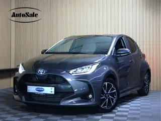 Toyota Yaris 1.5 Hybrid Business Plus AUTOM CLIMA CAMERA CRUISE CARPLAY LANE STOELVW '23