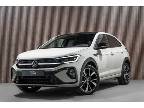 Volkswagen TAIGO 1.5 TSI R-Line DSG PANO LED Keyless IQ