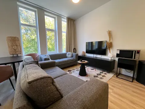 Woning aan de Hillevliet te Rotterdam
