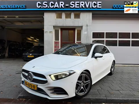 Mercedes-Benz A-klasse 180 Business Solution AMG Widescreen | Pano | Camera