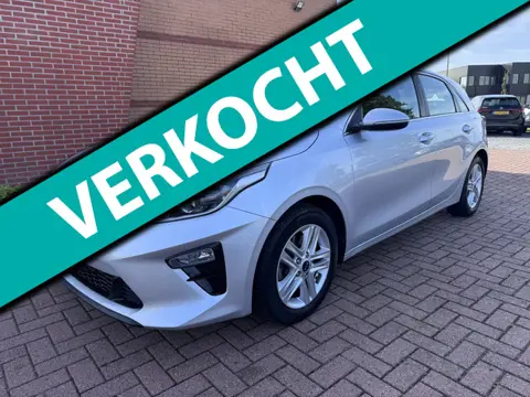 Kia CEED 1.6 CRDi DynamicLine, Euro 6, Marge, Apple Carplay, Hatchback
