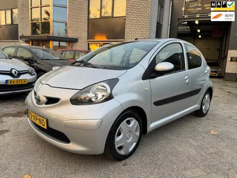 Toyota Aygo 1.0-12V + Automaat Airco 5 Deurs