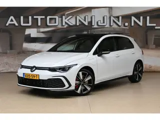 Volkswagen Golf 1.4 eHybrid GTE | DCC | Pano | Head-up | Trekhaak | 100% (Dealer) onderhouden label