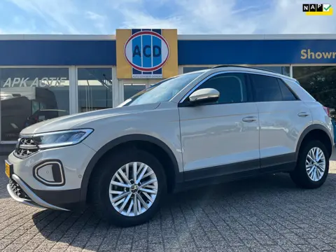 Volkswagen T-Roc 1.0 TSI Life | Orig. NL | Nw type-model 2023 | Virtual dashboard | Carplay |