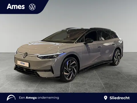 Volkswagen ID.7 Tourer 77kWh 286pk Pro Limited Edition | ErgoActive stoelen | 360 camera | Elektr. a