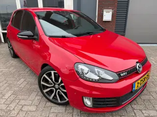 Volkswagen Golf 2.0 GTI / AUT / Xenon / PDC / Dynaudio / LED / Stoelverwarming