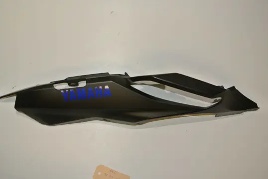 RECHTER ACHTERKANT Yamaha MT 07 2014 - 2017