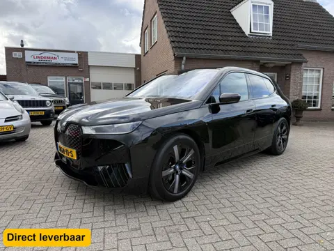 BMW iX xDrive40 Exec. Panoramadak Luchtvering Org.Nederlands