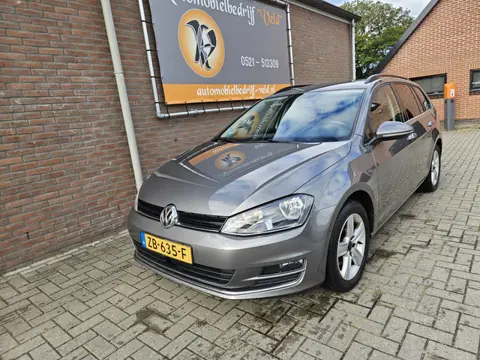 Volkswagen Golf 1.6 TDI Highline (bj 2015)